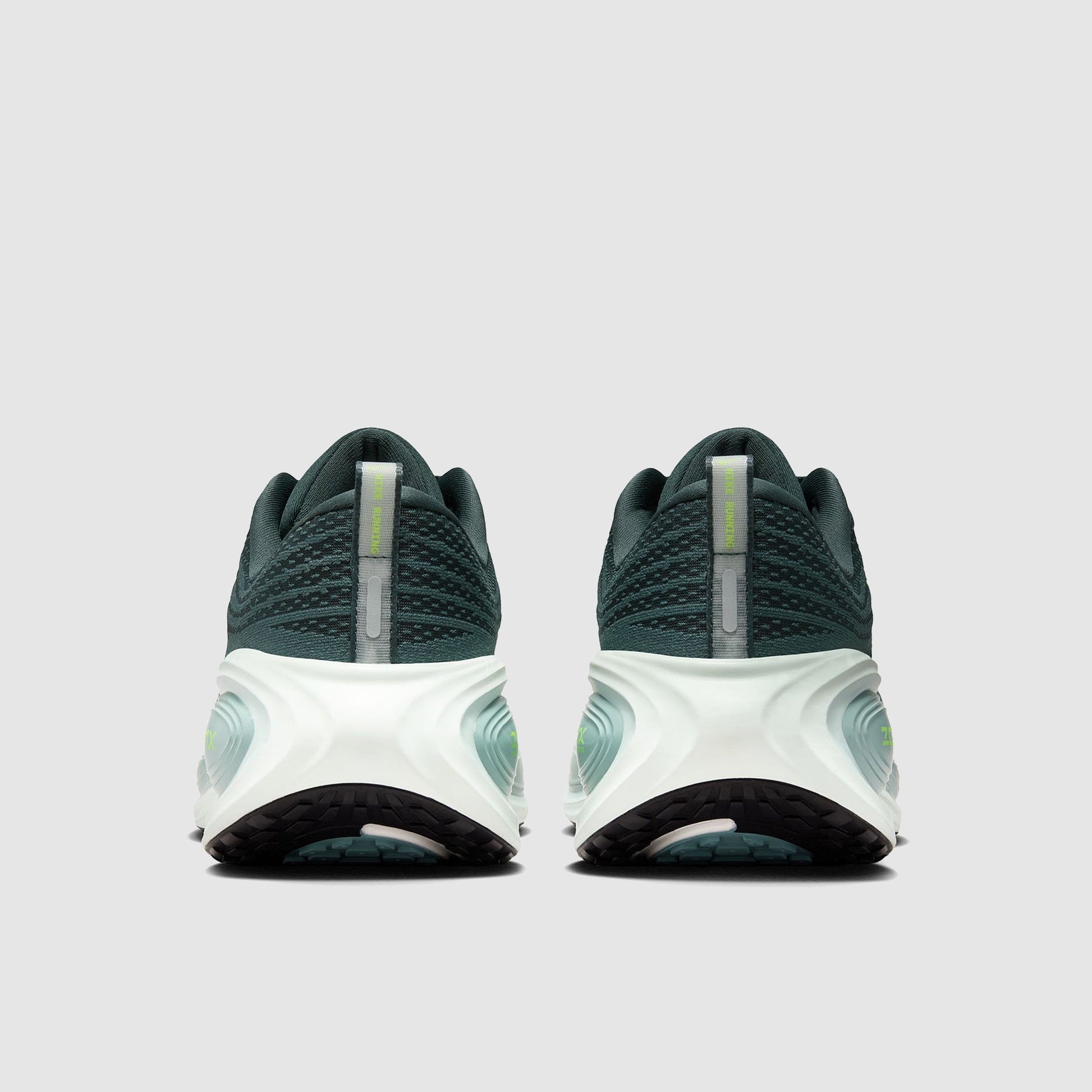 Nike Vomero Plus