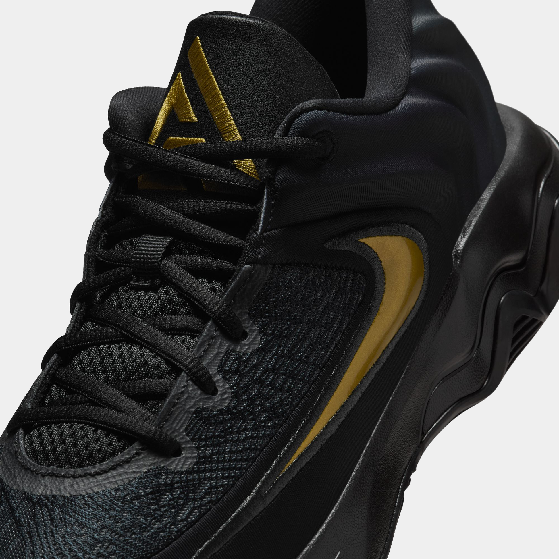 Giannis Immortality 4 Sneakers - Premium Brand Shoes for Men and Women