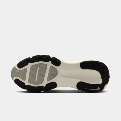 Air Zoom Vomero 18 Sneakers - Premium Brand Shoes for Men and Women