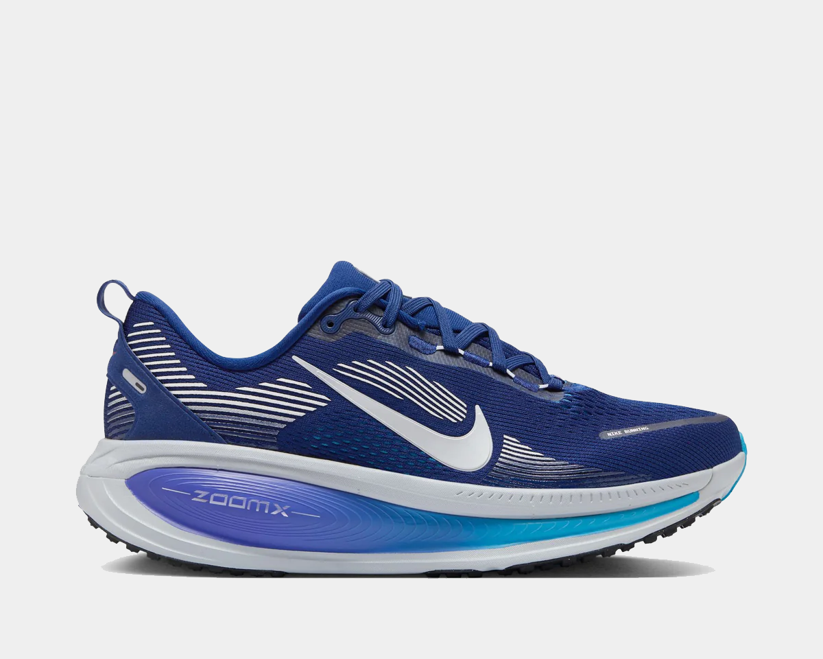 Air Zoom Vomero 18 Sneakers - Premium Brand Shoes for Men and Women