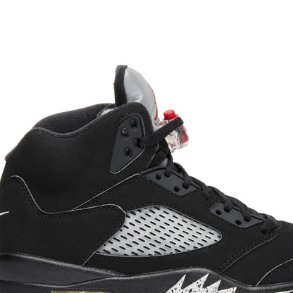 Air Jordan 5 Retro 'Black Metallic' (2016)