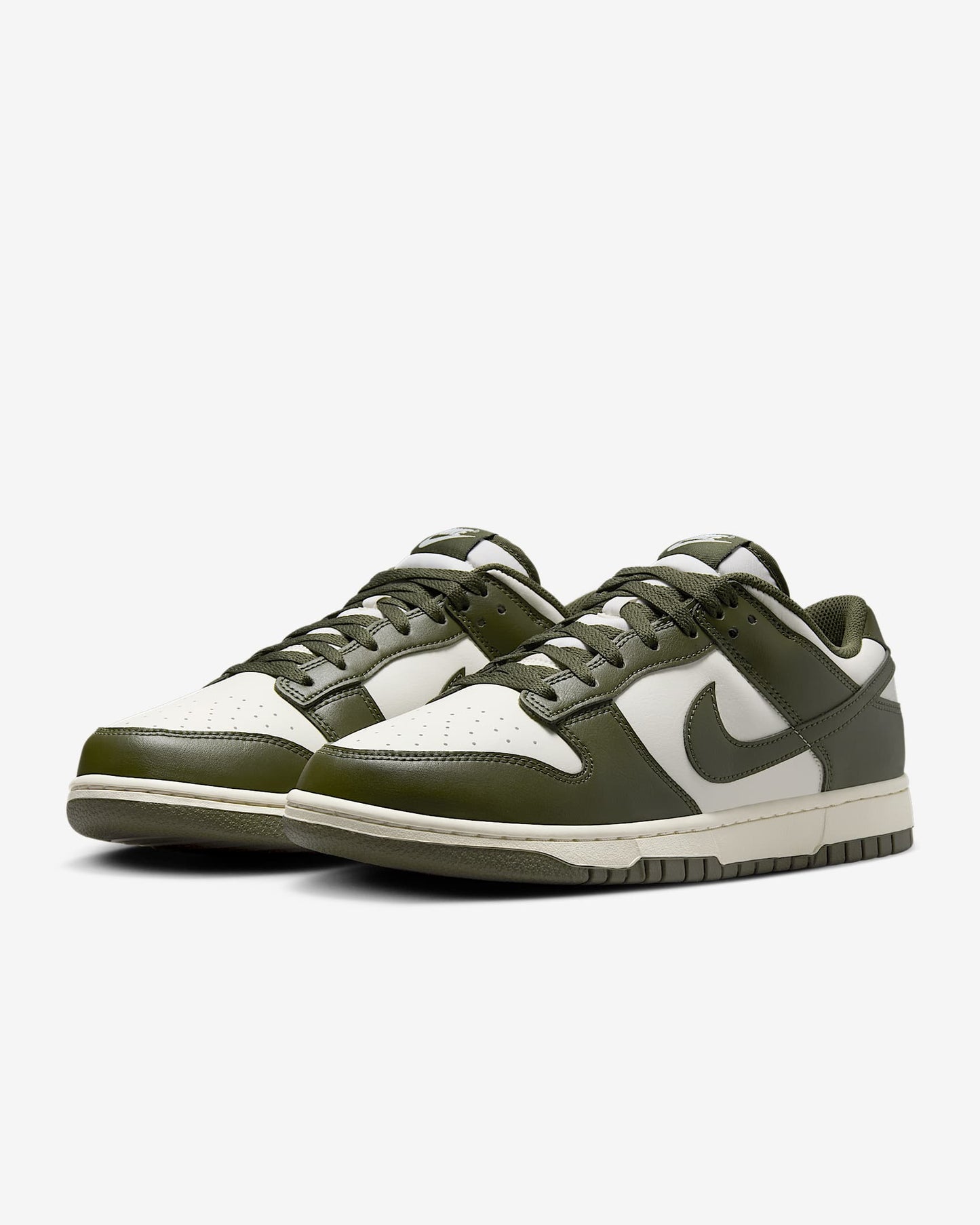 Dunk Low Retro Sneakers - Premium Brand Shoes for Men and Women