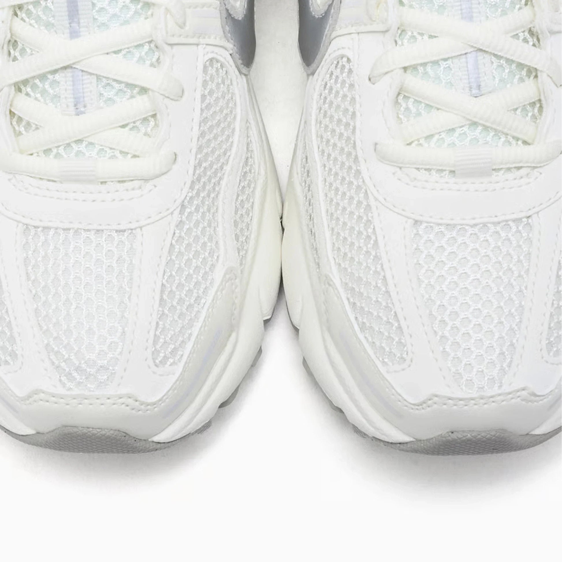 Nike Zoom Vomero 5 'Sail Vast Grey Metallic Silver'