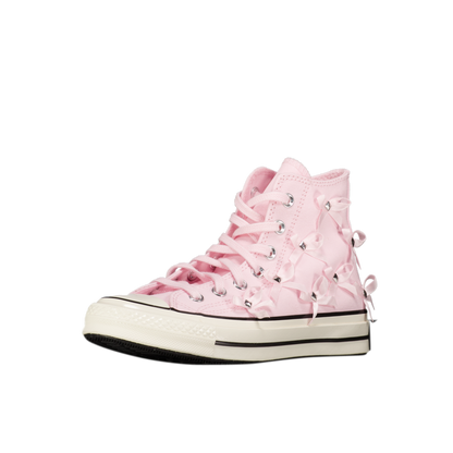 W Chuck 70 Hi 'Bow Studded'