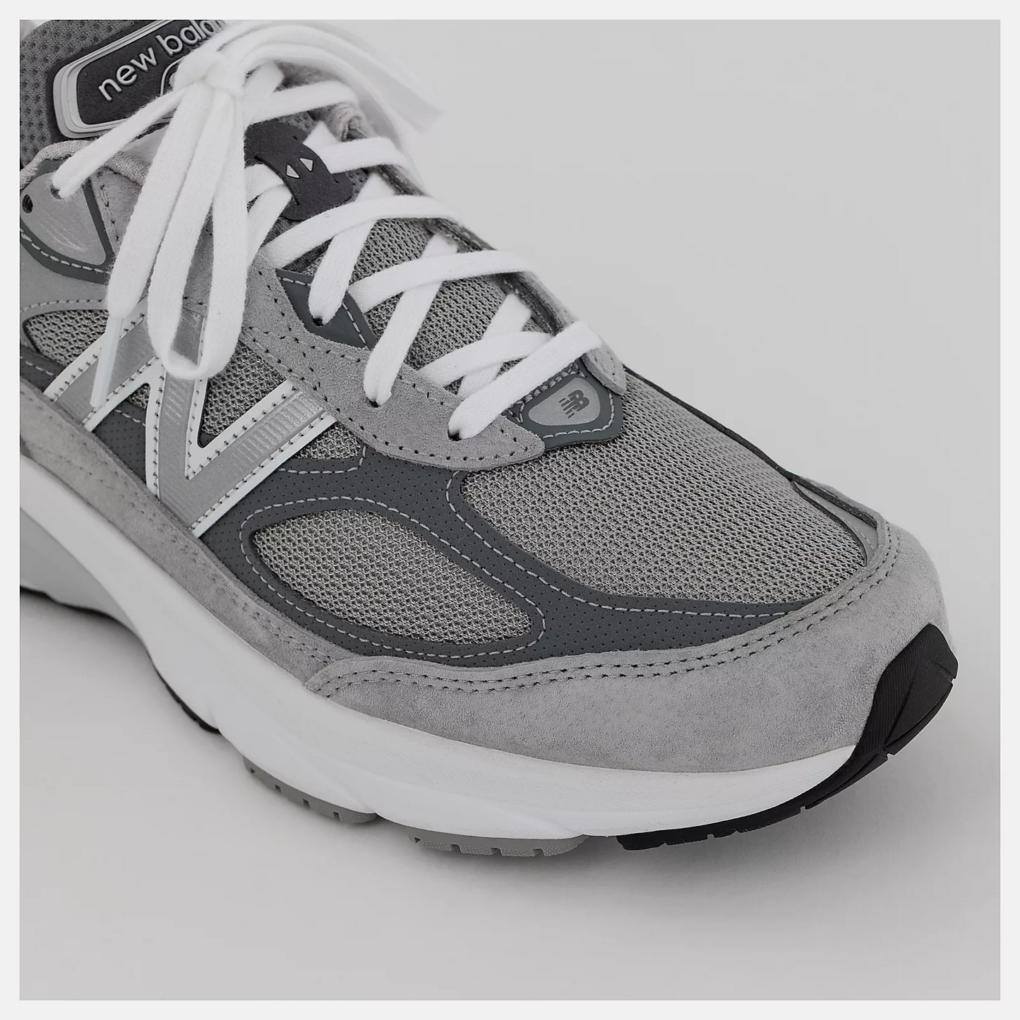 990v6 Sneakers - Premium Brand Shoes for Men and Women