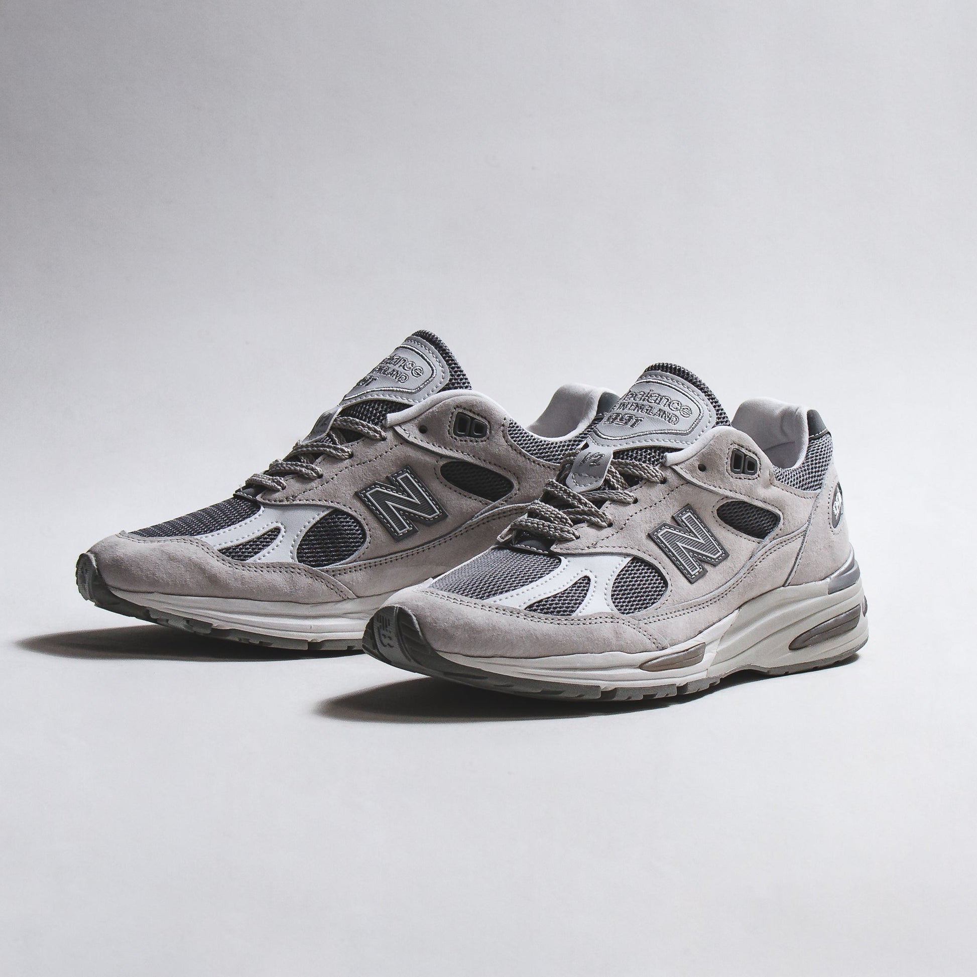 New Balance Unisex 991v2 Nimbus Cloud Made In UK U991LG2